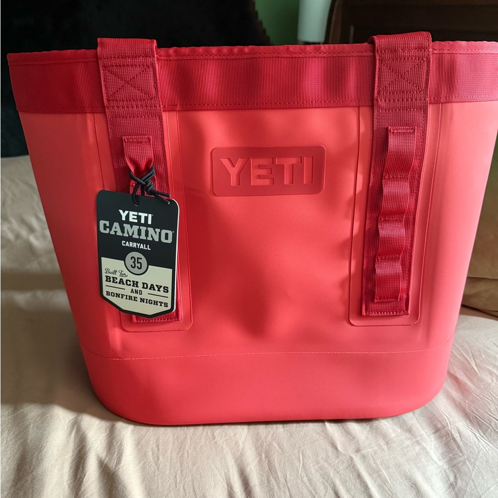 Yeti Camino 35 Rescue Red Tote Bag Durable Stylish Design